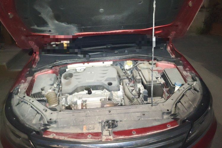 Used Roewe i6 2018 20T Automatic Flagship Edition Engine Bay