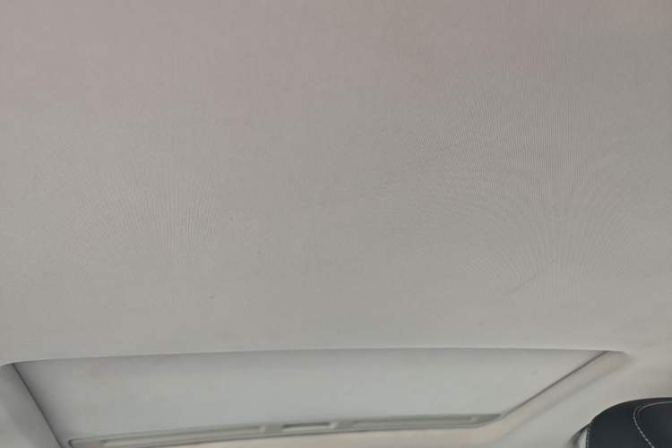 Used Roewe i6 2018 20T Automatic Flagship Edition Headliner