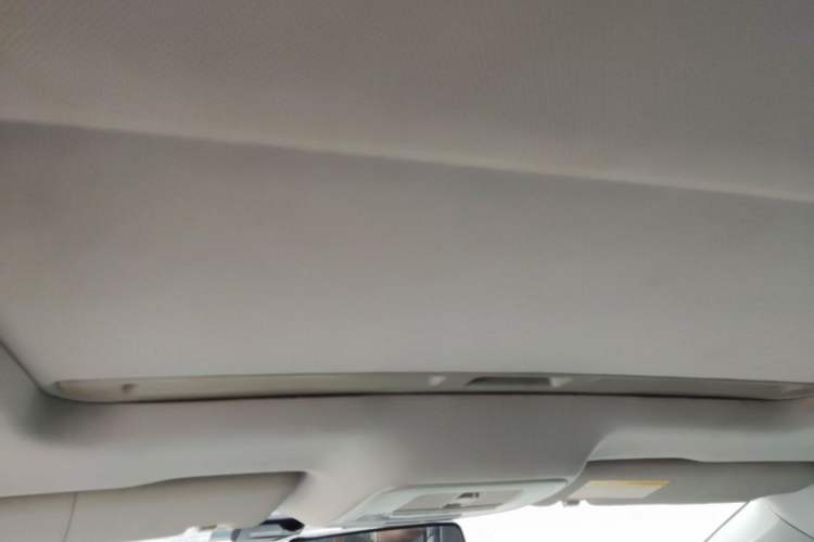 Used Roewe i6 2018 20T Manual Luxury Edition Headliner
