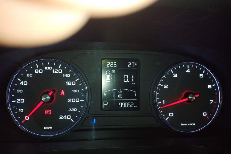 Used Roewe i6 2018 20T Automatic Flagship Edition Instrument Cluster