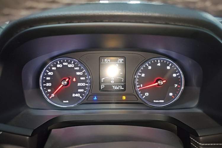 Used Roewe i6 2018 20T Automatic Flagship Edition Instrument Cluster