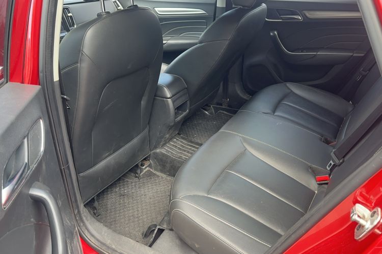 Used Roewe i6 2018 20T Automatic Flagship Edition Interior 1
