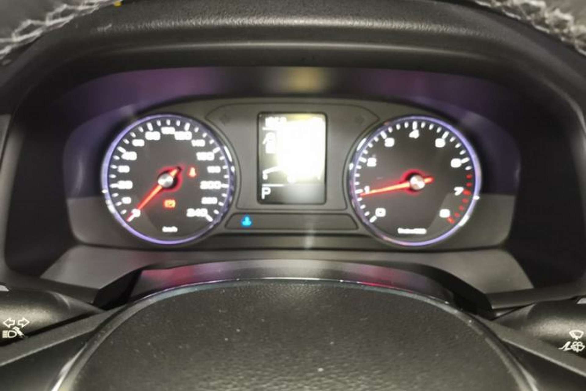 Used Roewe i6 2018 20T Automatic Flagship Edition Interior 4