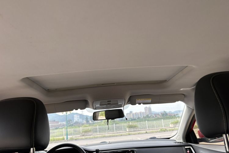Used Roewe i6 2018 20T Automatic Internet Smart Edition Interior 8