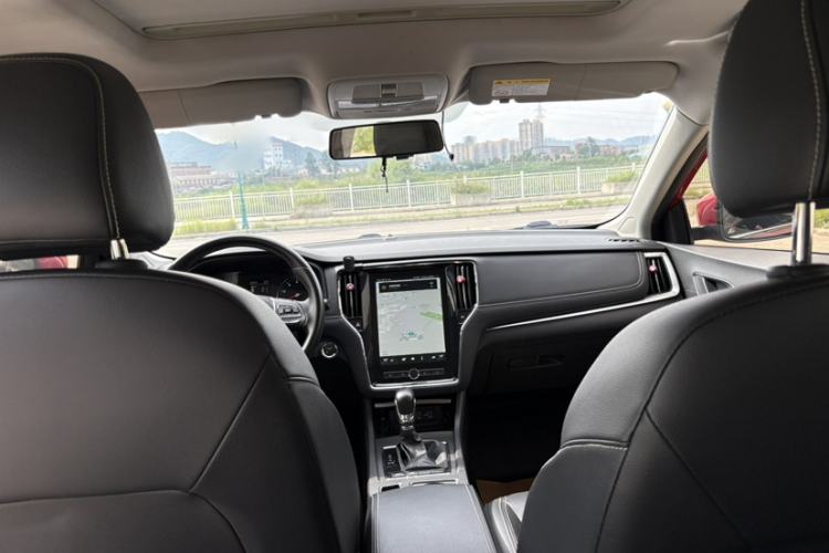 Used Roewe i6 2018 20T Automatic Internet Smart Edition Interior 9