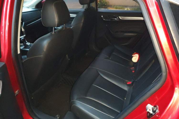 Used Roewe i6 2018 20T Automatic Internet Smart Edition Left Rear Seat