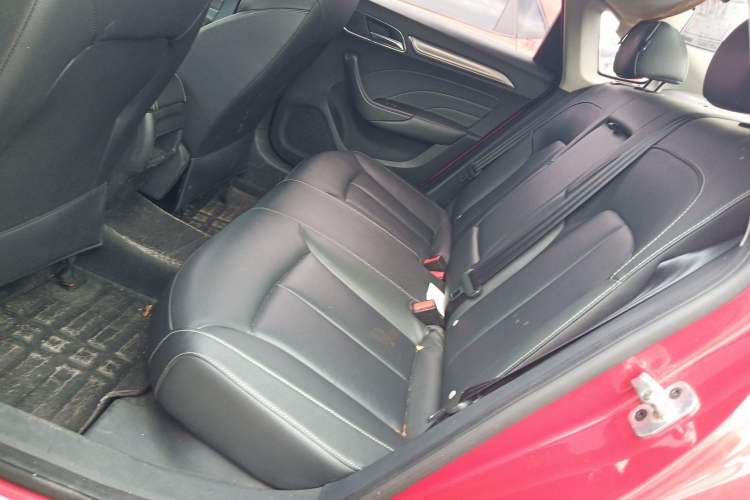 Used Roewe i6 2018 20T Automatic Flagship Edition Left Rear Seat