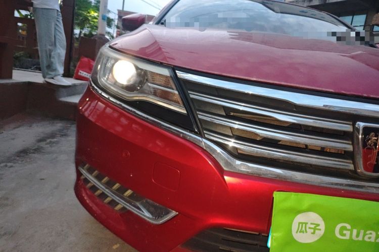 Used Roewe i6 2018 20T Automatic Flagship Edition Right Front Headlight