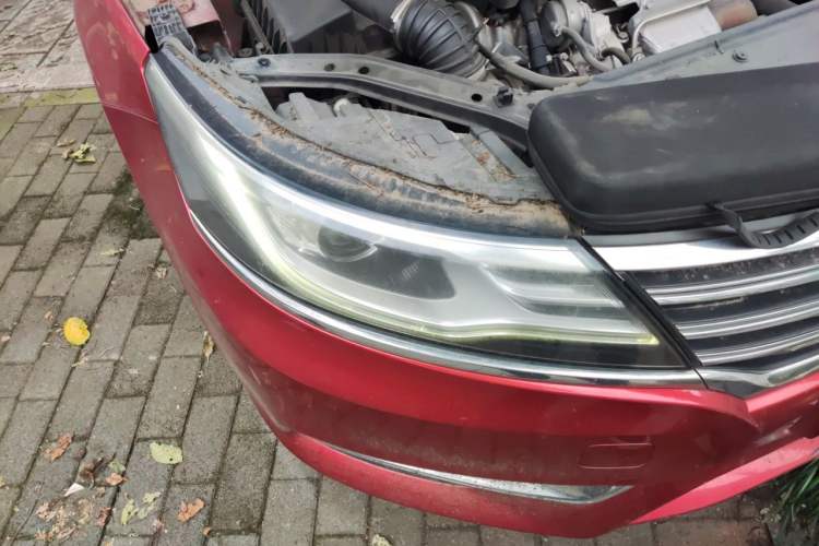 Used Roewe i6 2018 20T Manual Luxury Edition Right Front Headlight
