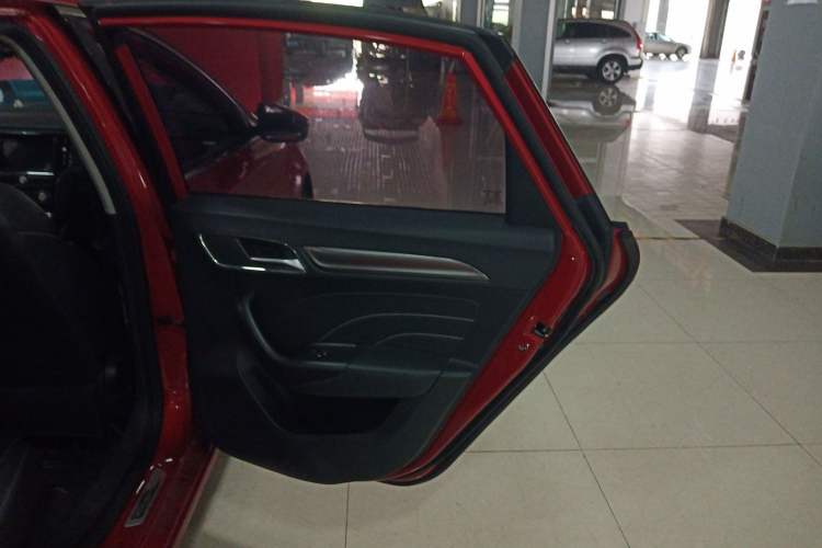 Used Roewe i6 2018 20T Automatic Flagship Edition Right Rear Door Interior