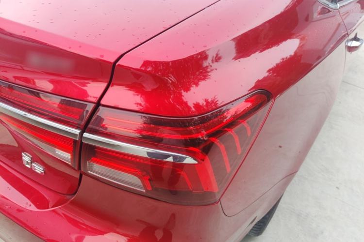 Used Roewe i6 2018 20T Automatic Flagship Edition Right Rear Taillight