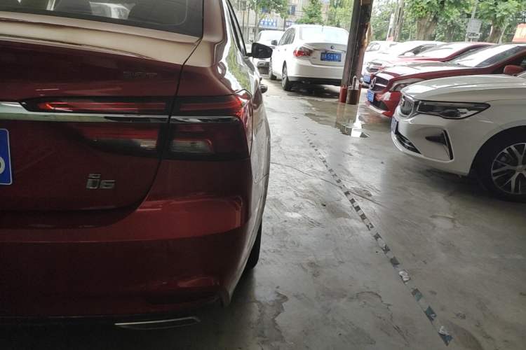 Used Roewe i6 2018 20T Manual Luxury Edition Right Rear Taillight
