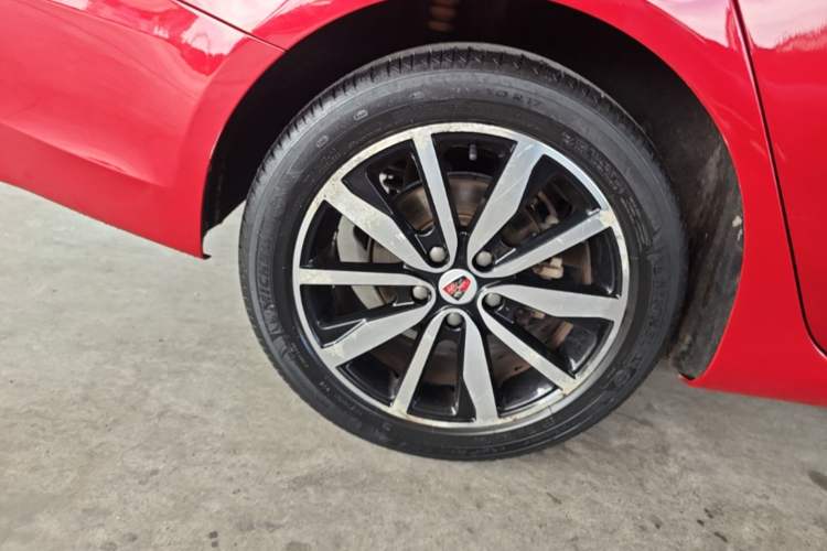 Used Roewe i6 2018 20T Automatic Flagship Edition Right Rear Wheel Hub
