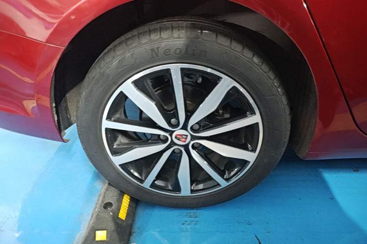 Used Roewe i6 2018 20T Automatic Flagship Edition Right Rear Wheel Hub