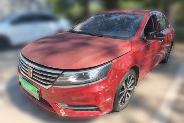 Używany Roewe i6 2018 20T Automatic Internet Smart Edition