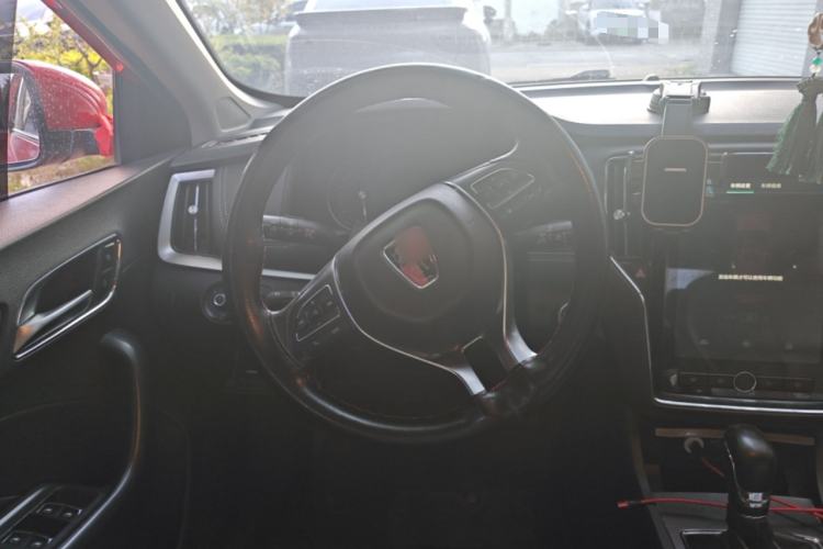 Used Roewe i6 2018 20T Automatic Internet ZhiZun Edition Steering Wheel