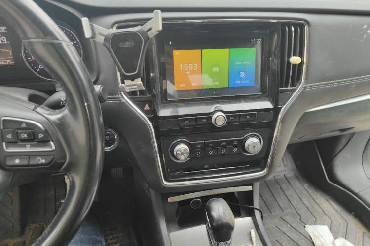 Used Roewe i6 2018 20T Automatic Flagship Edition Audio And AC Panel