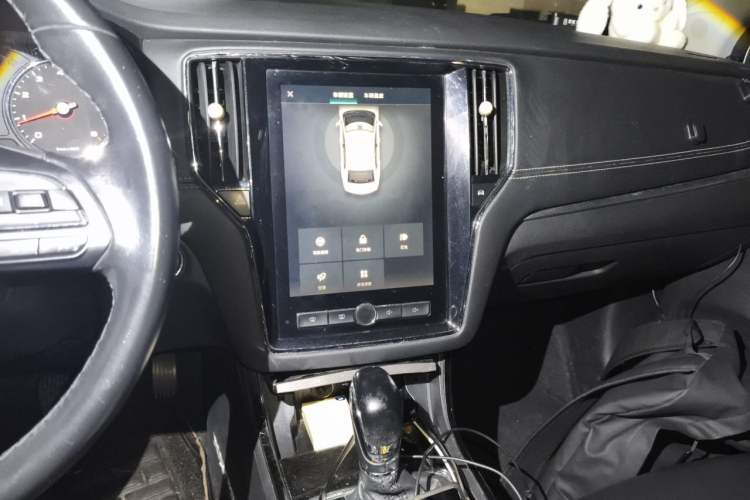 Used Roewe i6 2018 20T Automatic Internet ZhiZun Edition Audio And AC Panel