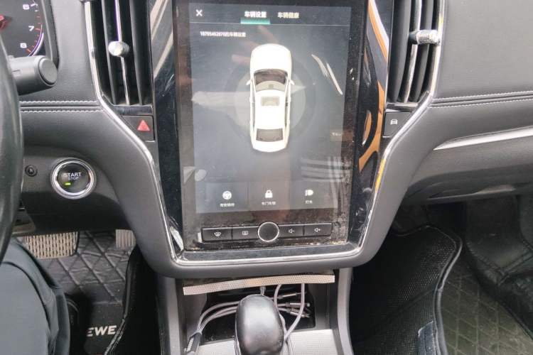 Used Roewe i6 2018 20T Automatic Internet Smart Edition Audio And AC Panel