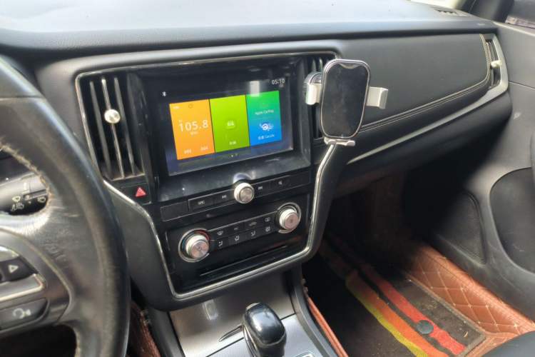Used Roewe i6 2018 20T Automatic Flagship Edition Audio And AC Panel