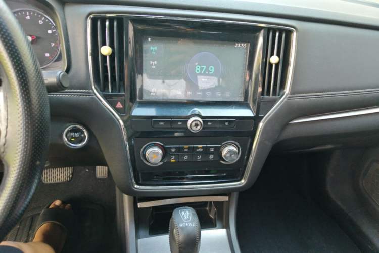 Used Roewe i6 2018 20T Automatic Flagship Edition Audio And AC Panel