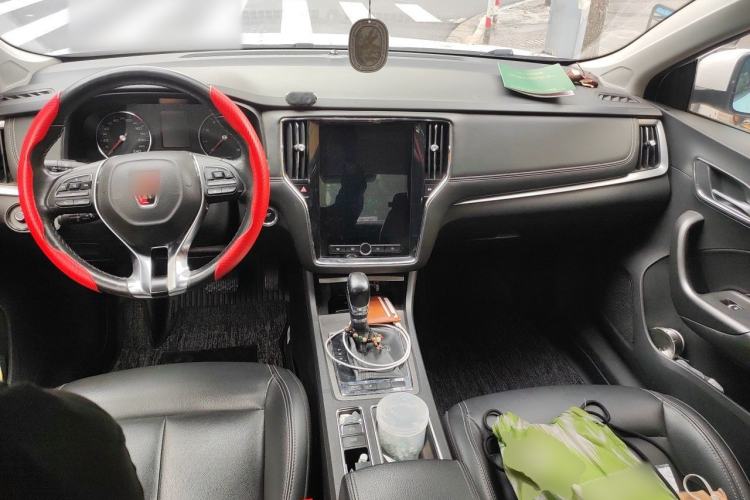 Used Roewe i6 2018 20T Automatic Internet Smart Edition Center Console