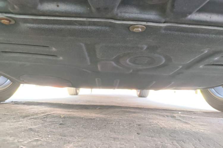 Used Roewe i6 2018 20T Automatic Internet Smart Edition Chassis Front