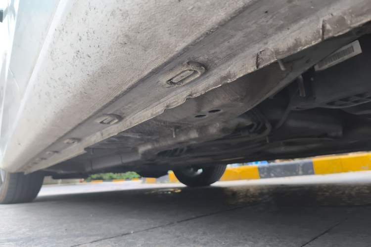 Used Roewe i6 2018 20T Automatic Flagship Edition Chassis Rear Left