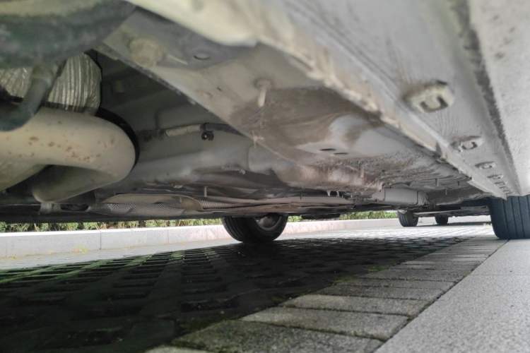 Used Roewe i6 2018 20T Automatic Flagship Edition Chassis Rear Right