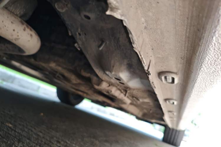Used Roewe i6 2018 20T Automatic Flagship Edition Chassis Rear Right