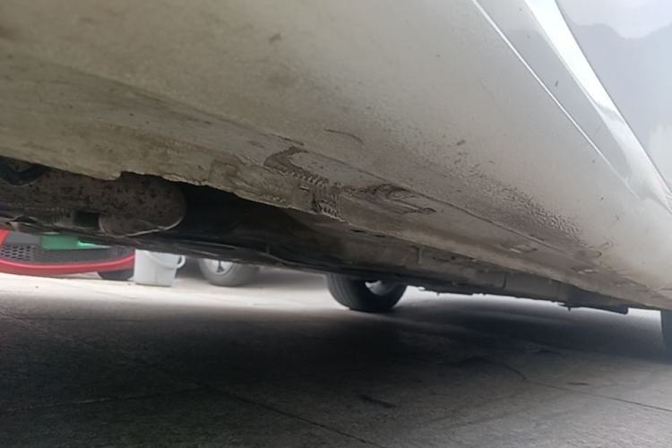 Used Roewe i6 2018 20T Automatic Internet ZhiZun Edition Chassis Rear Right
