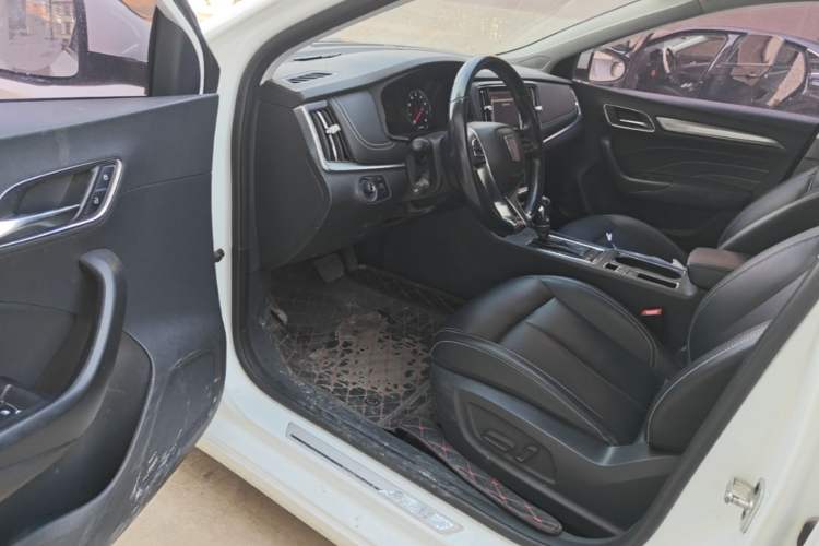 Used Roewe i6 2018 16T Automatic Internet Smart Edition Driver Seat