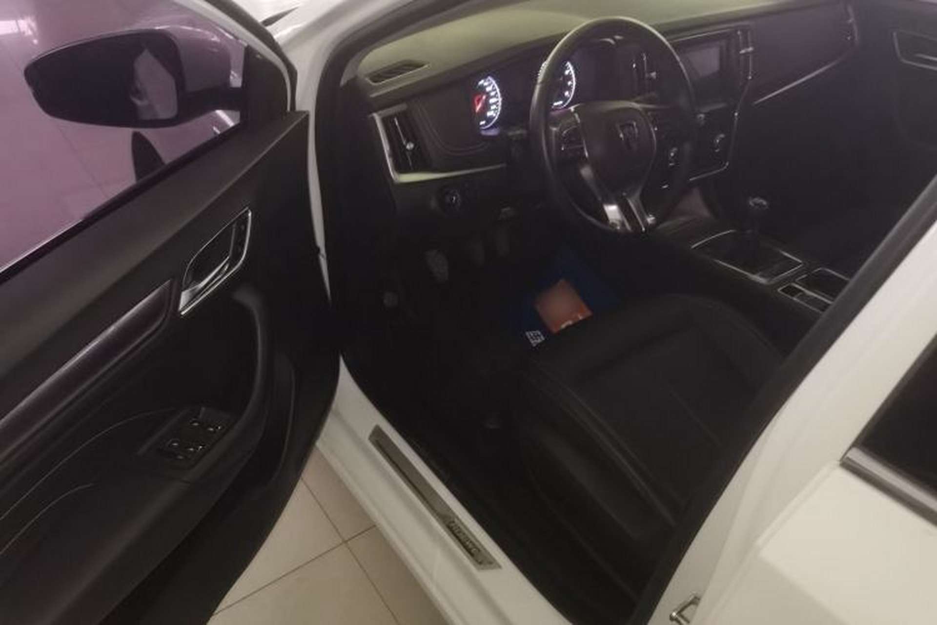 Used Roewe i6 2018 20T Manual Luxury Edition Driver Seat
