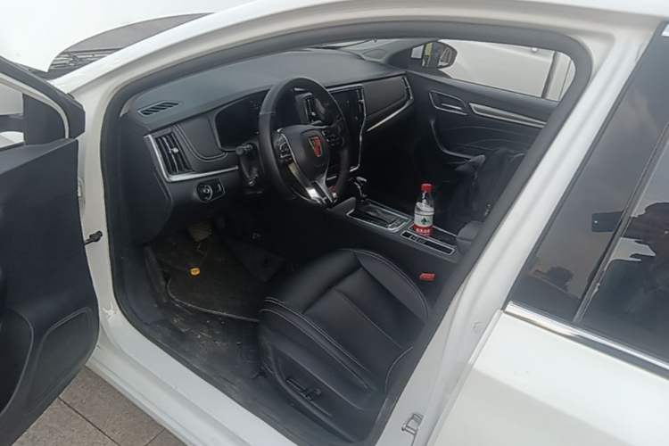 Used Roewe i6 2018 20T Automatic Internet ZhiZun Edition Driver Seat