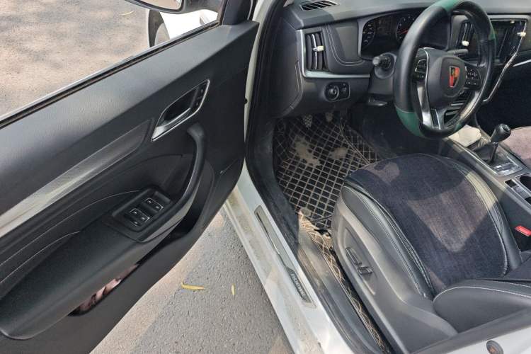 Used Roewe i6 2018 20T Manual Luxury Edition Driver Seat