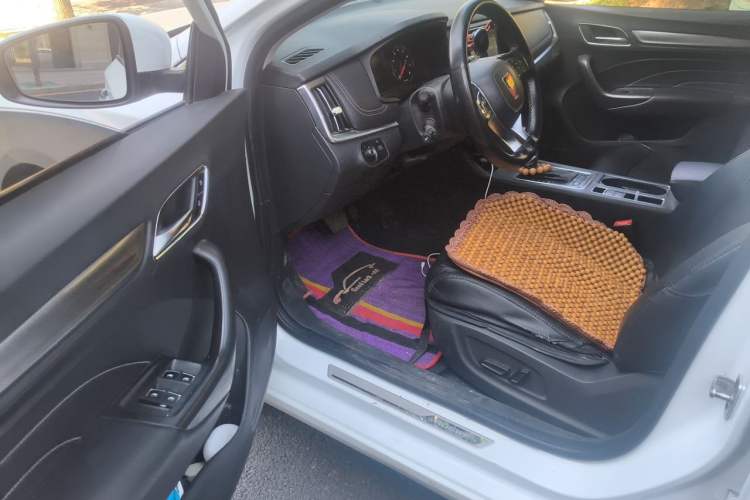 Used Roewe i6 2018 20T Automatic Internet Smart Edition Driver Seat