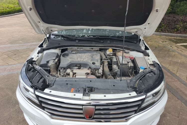 Used Roewe i6 2018 20T Automatic Flagship Edition Engine Bay