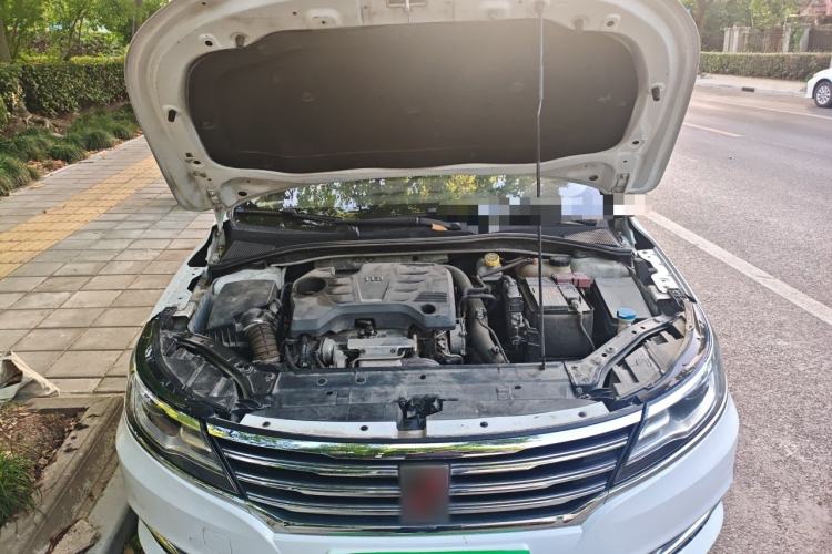 Used Roewe i6 2018 20T Automatic Flagship Edition Engine Bay