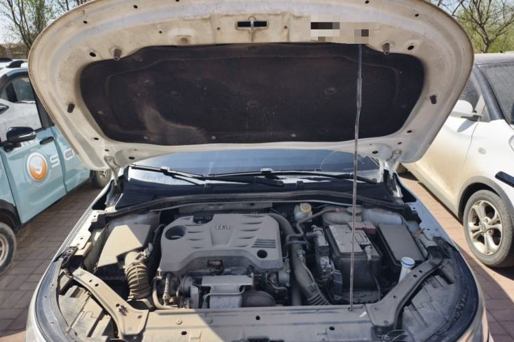 Used Roewe i6 2018 20T Automatic Flagship Edition Engine Bay
