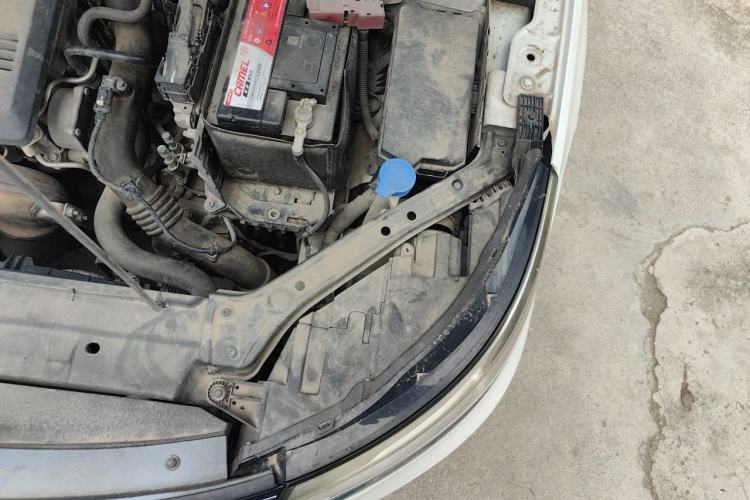 Used Roewe i6 2018 20T Automatic Flagship Edition Engine Bay Left