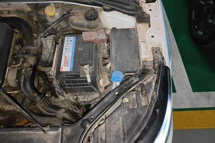 Used Roewe i6 2018 20T Automatic Flagship Edition Engine Bay Left