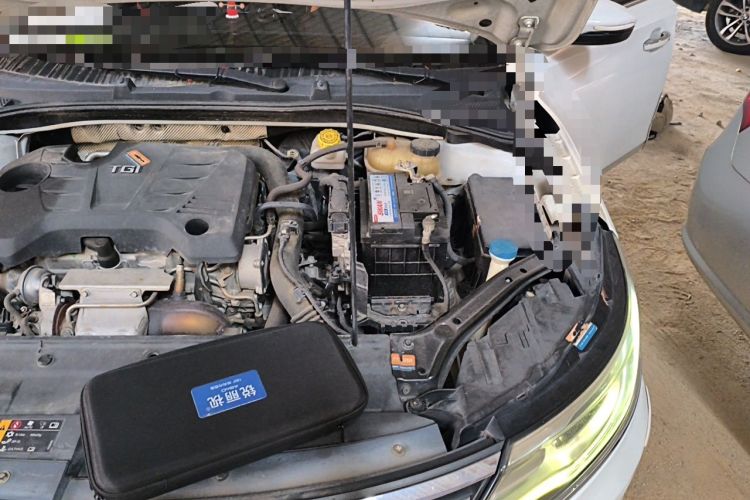 Used Roewe i6 2018 20T Automatic Flagship Edition Engine Bay Left