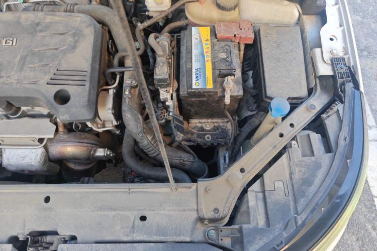 Used Roewe i6 2018 20T Automatic Flagship Edition Engine Bay Left