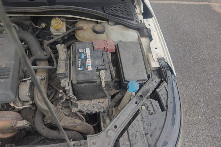 Used Roewe i6 2018 20T Automatic Flagship Edition Engine Bay Left