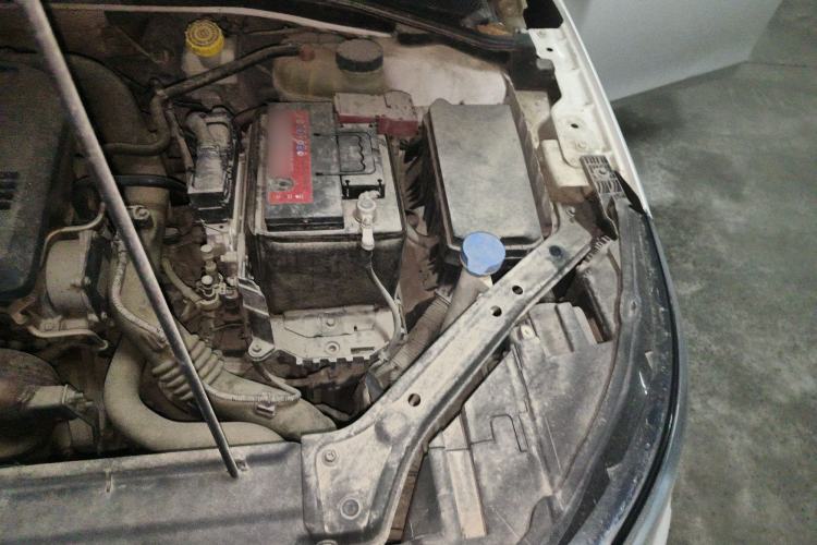 Used Roewe i6 2018 20T Automatic Internet Smart Edition Engine Bay Left