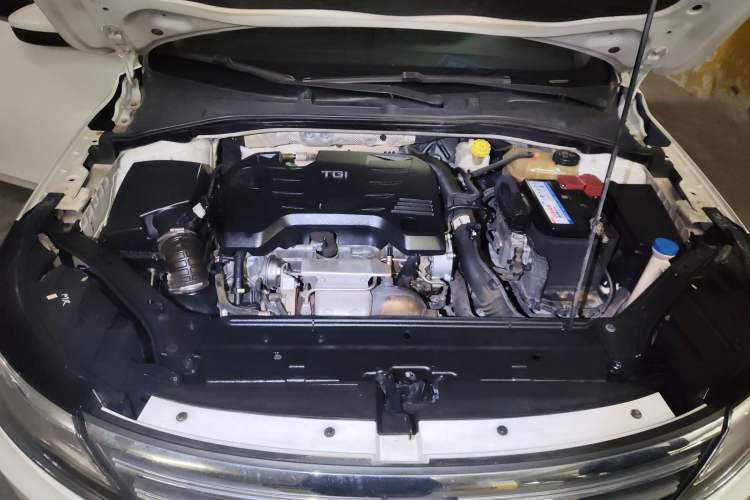 Used Roewe i6 2018 20T Automatic Internet ZhiZun Edition Engine Bay