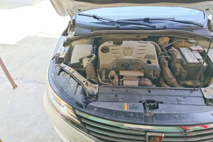Used Roewe i6 2018 20T Automatic Internet Smart Edition Engine Bay Right