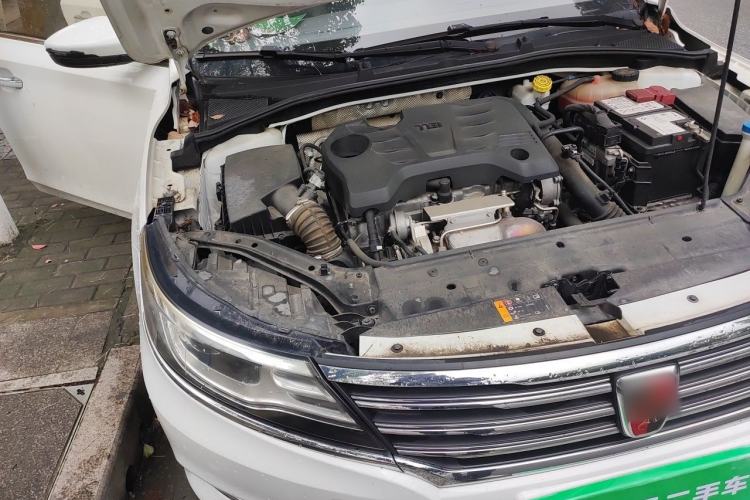 Used Roewe i6 2018 20T Automatic Internet Smart Edition Engine Bay Right