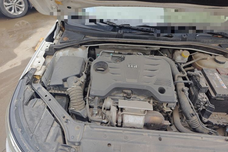 Used Roewe i6 2018 20T Automatic Internet Smart Edition Engine Bay Right