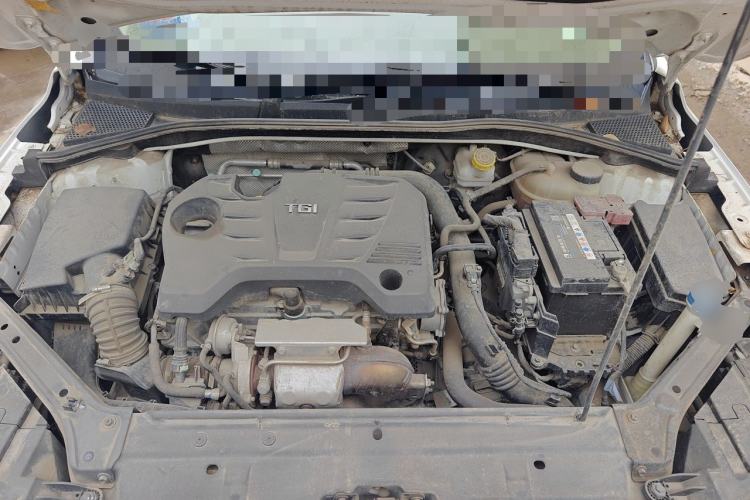 Used Roewe i6 2018 20T Automatic Internet Smart Edition Engine Bay